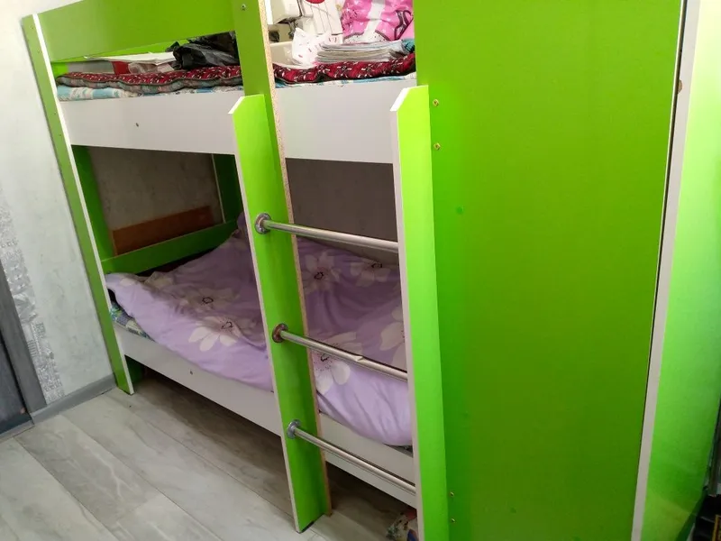 Двухярусная кровать детская со шкафом