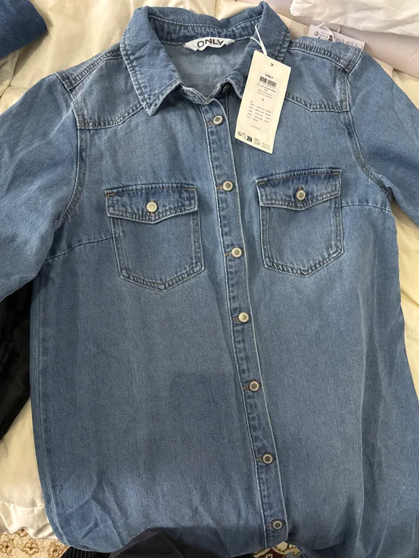 Рубашка бренда Only, оригинал, цена 30€ 2