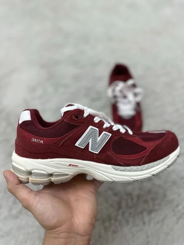 Кроссовки New balance 2002r Red colour — фото 3
