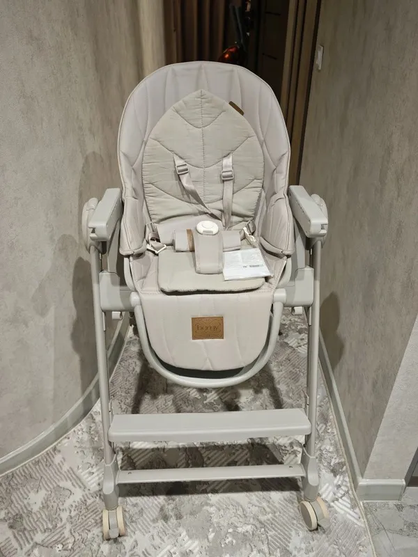 Стул для кормления HAPPY BABY BERNY LUX — фото 1