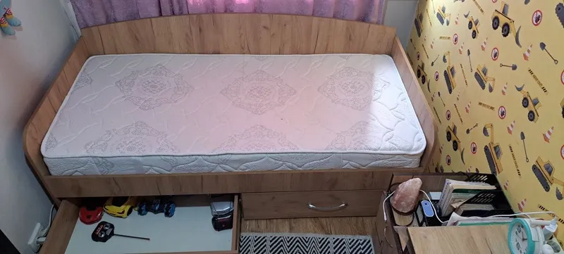 Кровать 184×85 с матрасом 2