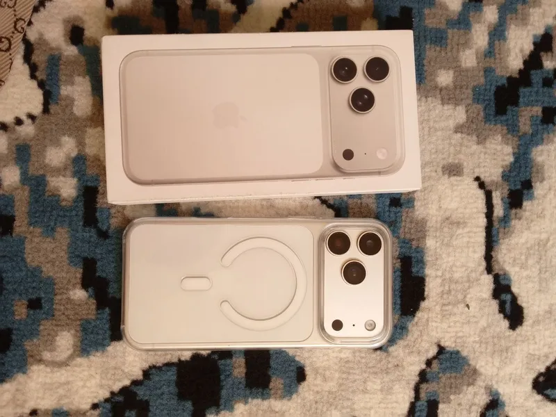 iPhone 17 pro Max Dubai 1/1 1 iPhone 17 pro Max Dubai 1/1 1