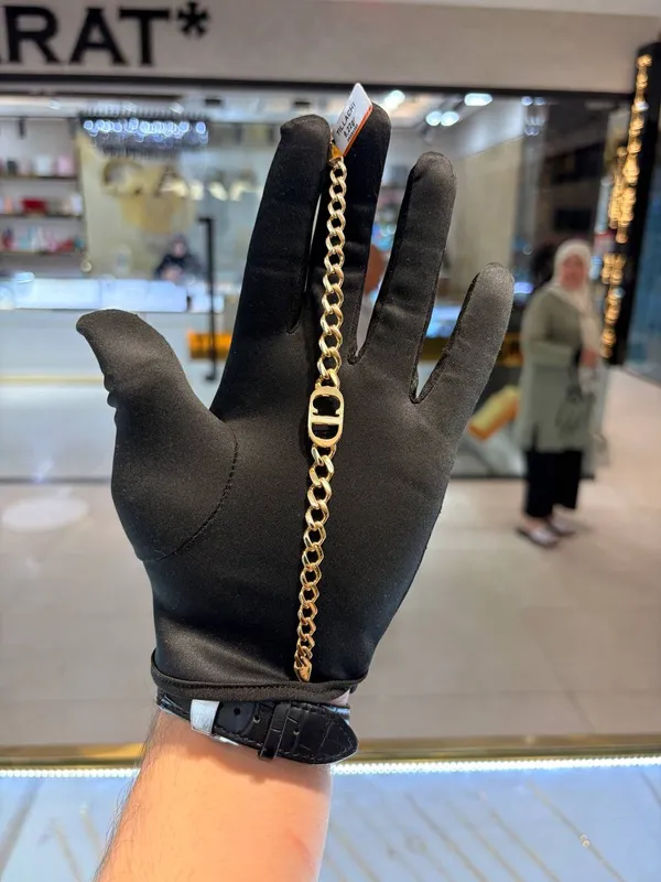 Yangi mulk tilla braslet cristian dior