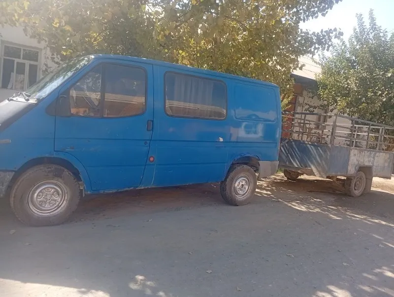 Ford tachkasi bn sotiladi mol va qoʻy tashish uchun — фото 1