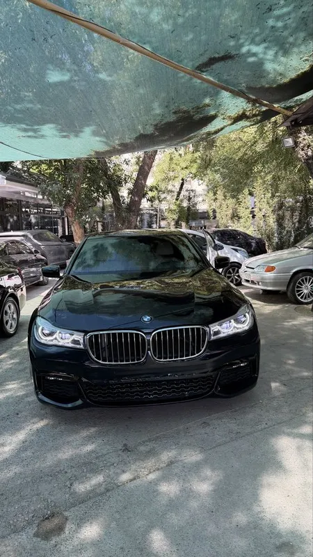 Bmw 7 series Srochnooo !!! 1