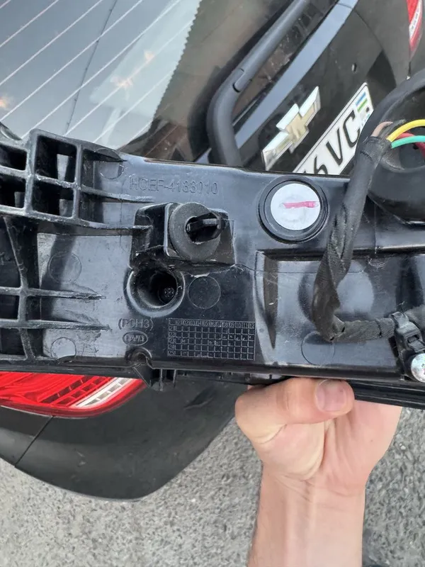 BYD Han orqa farasi org singan joyi bor zapchasga 3