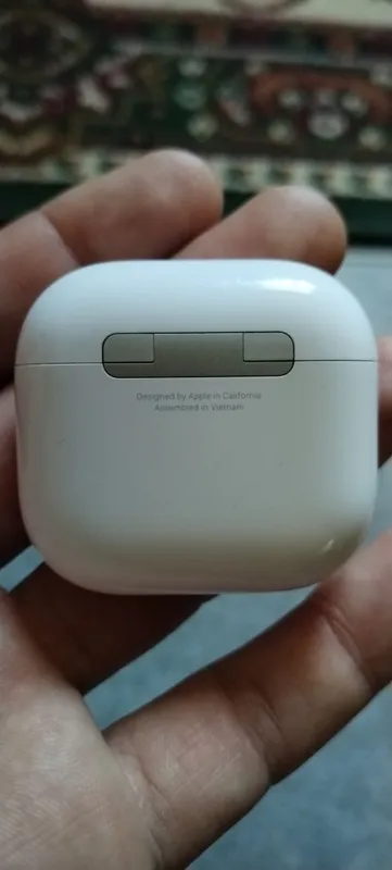 Продам наушники Apple AirPods 4 Original 100 % 1 Продам наушники Apple AirPods 4 Original 100 % 1