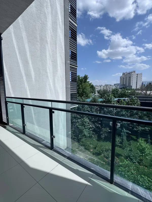 2-комнатная квартира с евроремонтом в ЖК Tiara Residence 8 2-комнатная квартира с евроремонтом в ЖК Tiara Residence 8