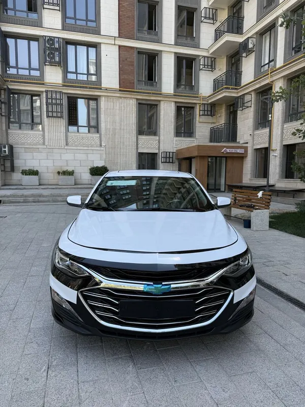 Malibu 2 Premier, 2022 года, чистый 1 Malibu 2 Premier, 2022 года, чистый 1