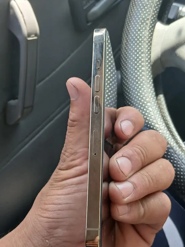 IPhone 13 Pro память 256, 81%, цена 370 $ 2
