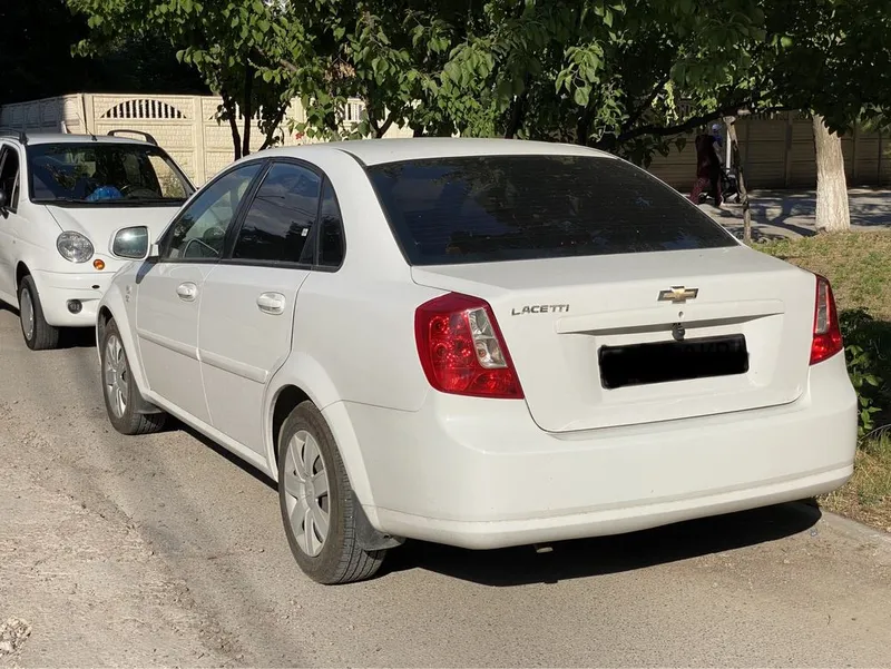 Продаётся Chevrolet Gentra механика — фото 1