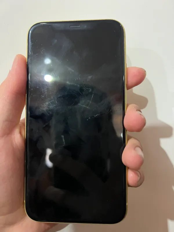 iPhone 11 2