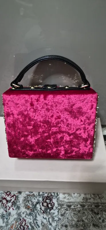 сумка Dolce & Gabbana Dolce Box Velvet Crystal 4 сумка Dolce & Gabbana Dolce Box Velvet Crystal 4