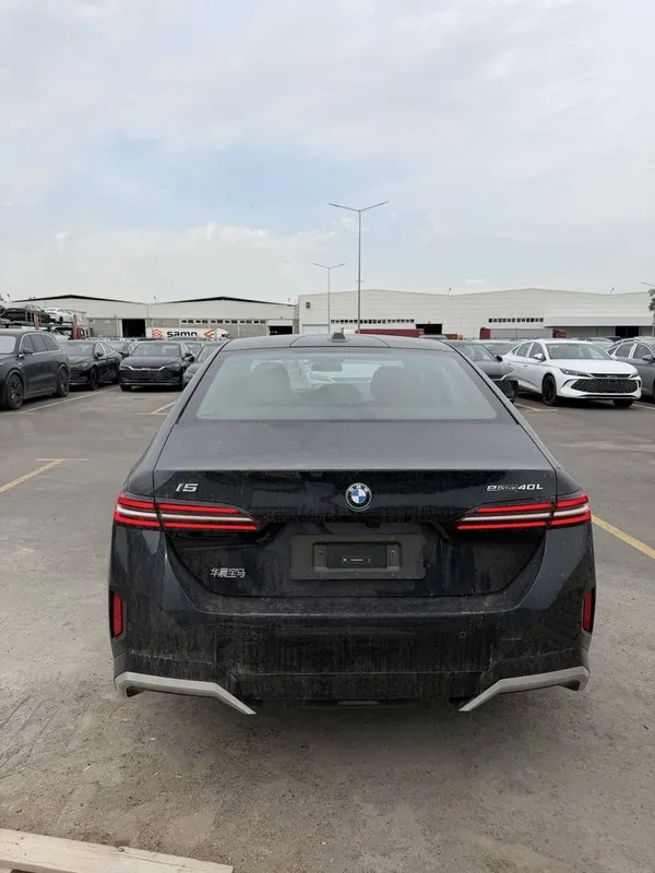 Bmw i5 40L Msport — фото 2