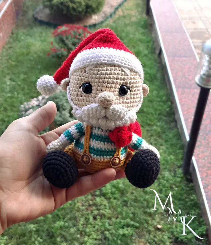 Дед Мороз (вязаная игрушка) 7