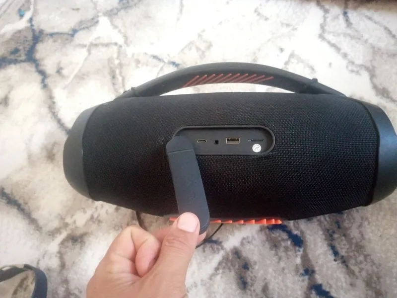 JBL калонка сатам 8