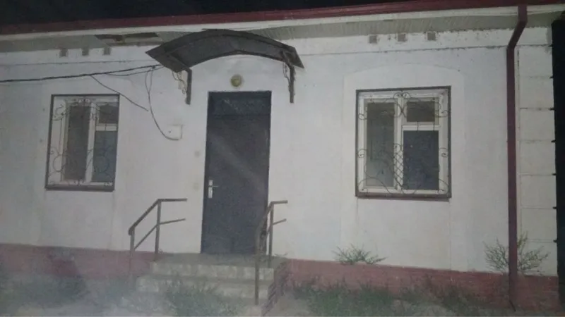 Uchastka sotiladi