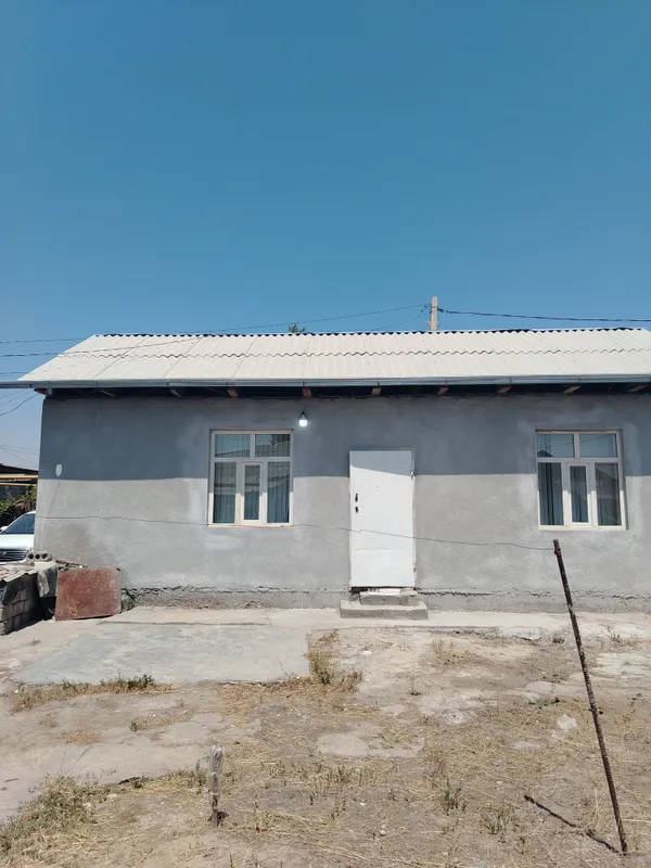 Bez makler 2 xonali hovli oilaga 8 Bez makler 2 xonali hovli oilaga 8