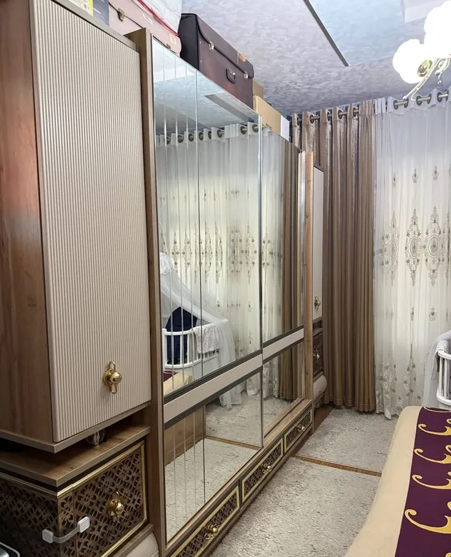 Комплект мебели для двуспальной кровати 3 Комплект мебели для двуспальной кровати 3