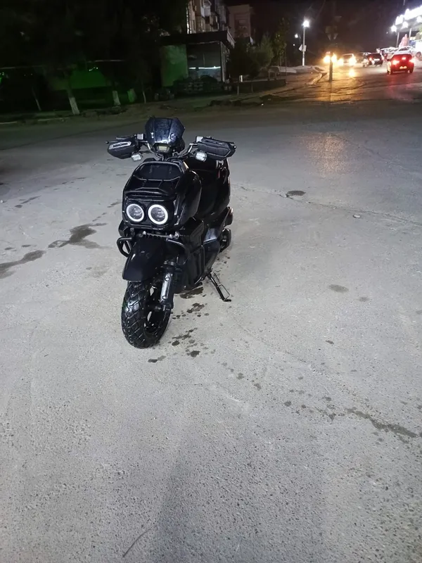 Tank sotiladi 150cc Tank sotiladi 150cc