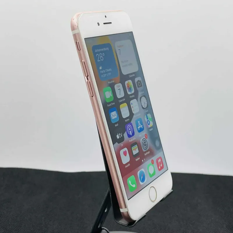 Iphone 6s rose gold karobkalari bilan. Iphone 6s rose gold karobkalari bilan.