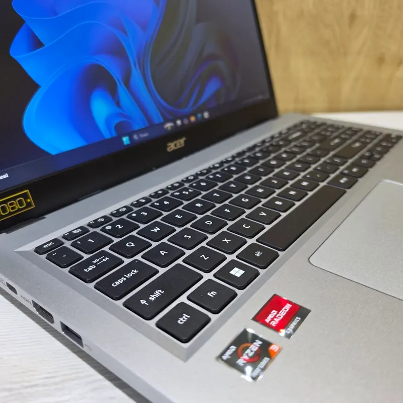 Ноутбук Acer Aspire 3 2 Ноутбук Acer Aspire 3 2