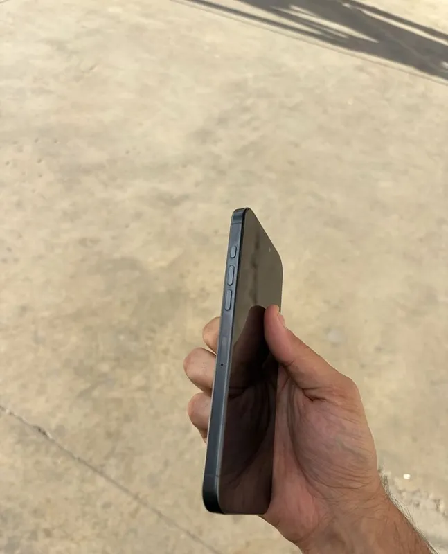 Iphone 16pro max srochna sotiladi 4 Iphone 16pro max srochna sotiladi 4