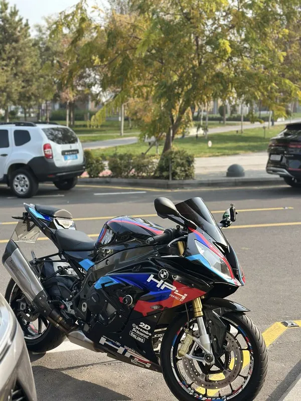 Продаю мотоцикл BMW S1000rr 1 Продаю мотоцикл BMW S1000rr 1