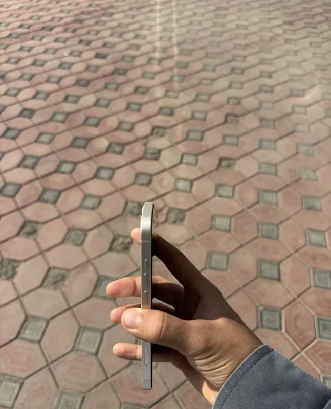 Продаётся iPhone 13 3 Продаётся iPhone 13 3