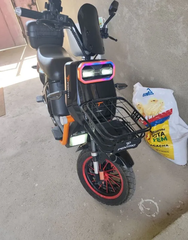 Skuter pentro sotiladi 1