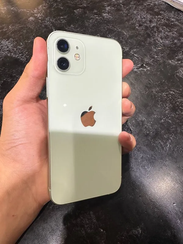 Продаётся iPhone 12 2 Продаётся iPhone 12 2