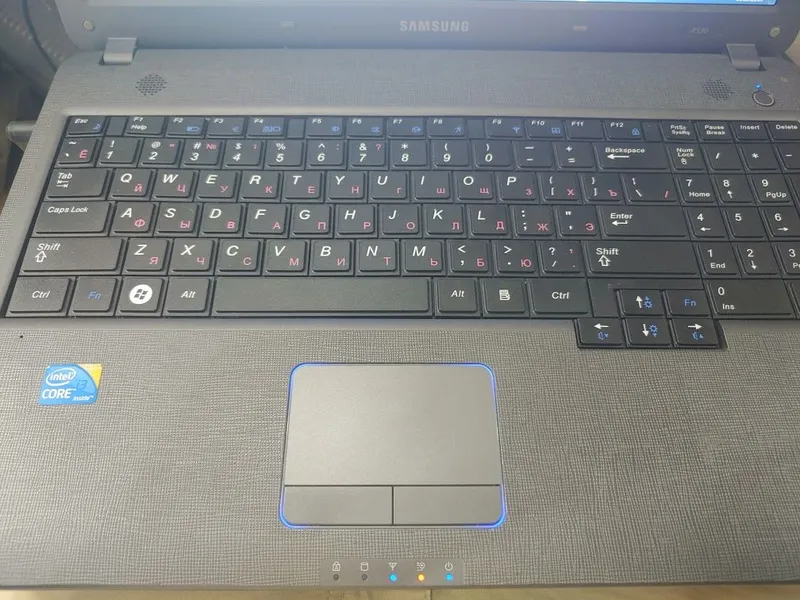 Ноутбук samsung i3 1