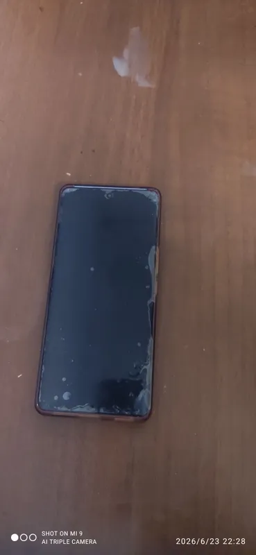 Vivo v40 8/128