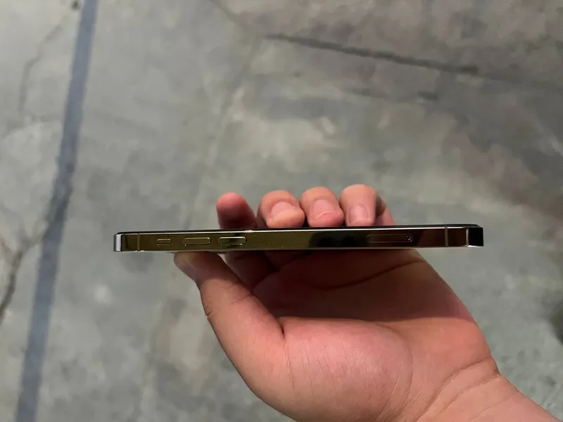 iPhone 12 pro 5