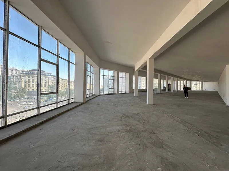 Продается помещение Паркентский Макро 1500м² — фото 1