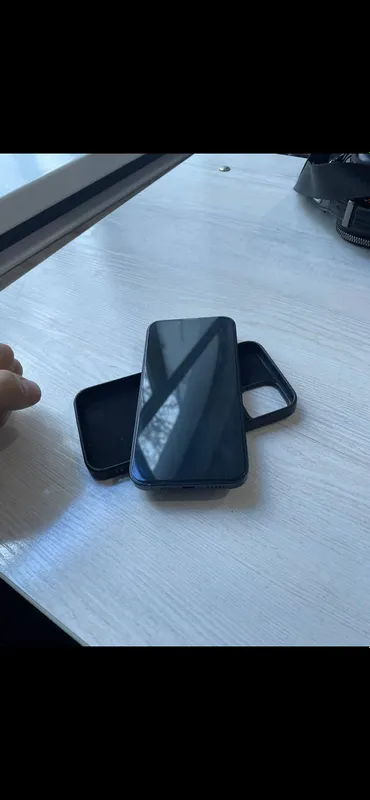 iphone 13 budjetni