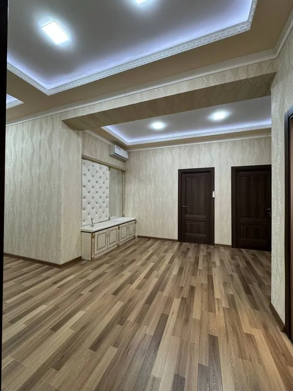 Аренда квартиры, метро Беруний, 4 комнаты 10
