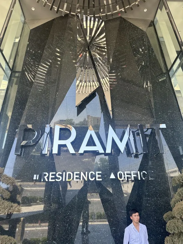 Сдается премиум нежилое помещения в Piramit Mall 148 квадратных 2-Этаж — фото 2