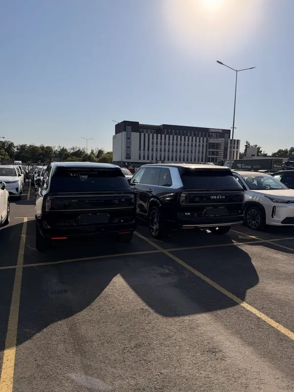 Zeekr 9X Ultra Black Opsiya 2026 й 3 Zeekr 9X Ultra Black Opsiya 2026 й 3