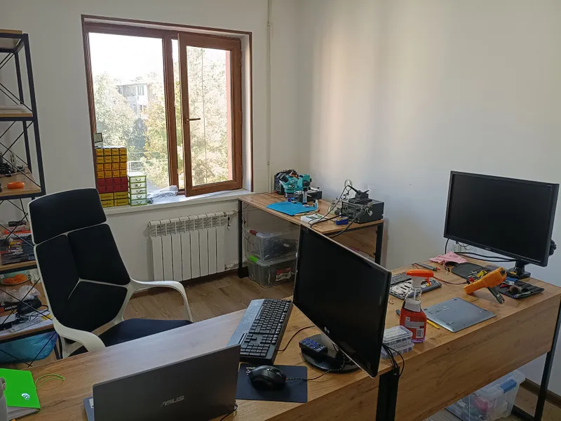 Toshkentda noutbuk va kompyuterlarni ta’mirlash UHelpit 3
