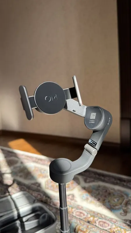 DJI osmo mobile 6 4 DJI osmo mobile 6 4