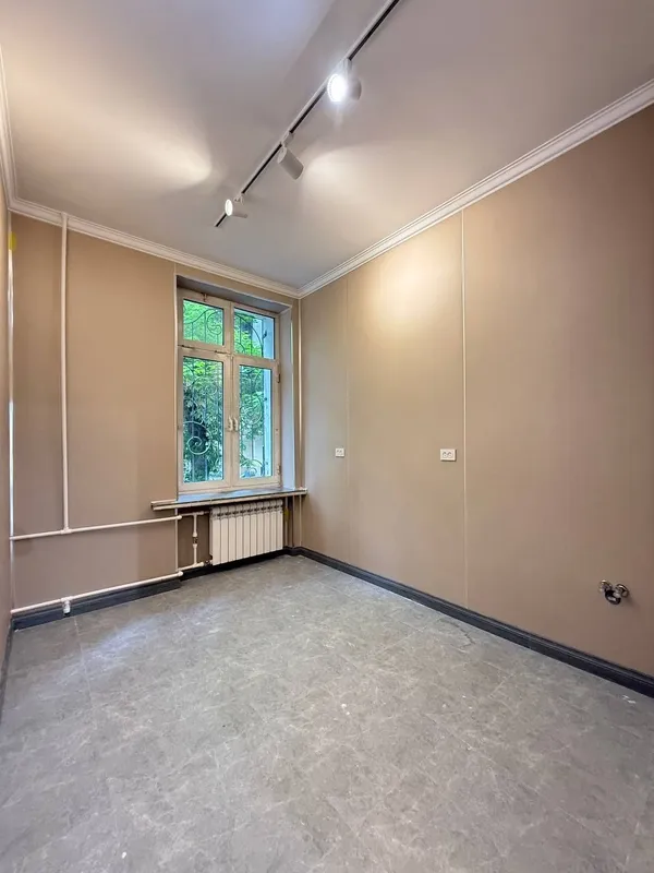 Аренда помещения 92м² Новомосковская, Стадион Старт / Дархан 9