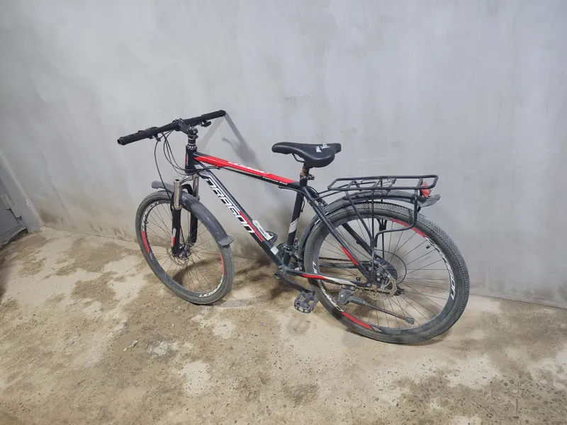 velosiped sotiladi holati yaxshi yuradi 3 velosiped sotiladi holati yaxshi yuradi 3