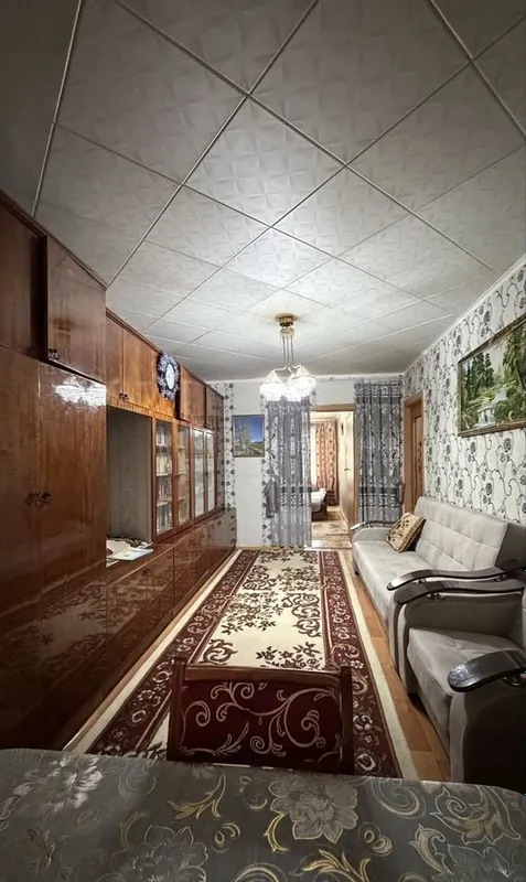 Продаётся 2 х комнатная квартира, РАДУГА 8 Продаётся 2 х комнатная квартира, РАДУГА 8
