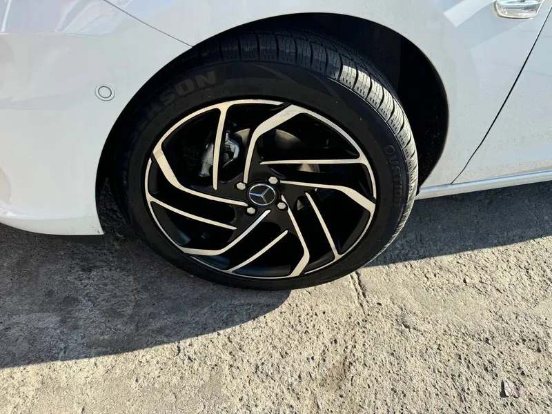 Diska balon sotiladi 215/50/r17 1 Diska balon sotiladi 215/50/r17 1