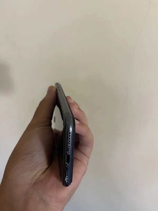 iPhone 8 64gb 100% 6 iPhone 8 64gb 100% 6