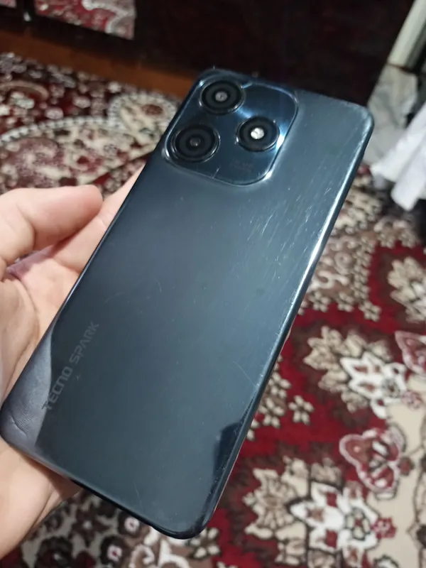 Telefon TEXNO SPARK 10C Telefon TEXNO SPARK 10C