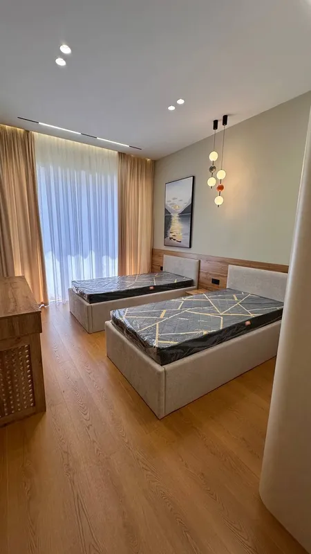 Продаётся 3-комнатная квартира в ЖК Bobur Residence (авторский дизайн, мебель и техника) 9