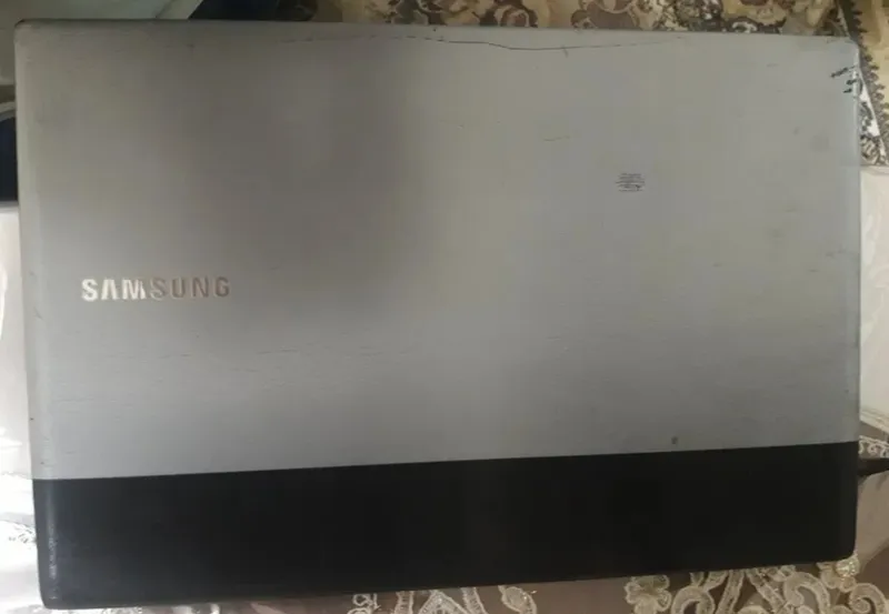 Ноутбук Samsung rv520-s05ru — фото 1
