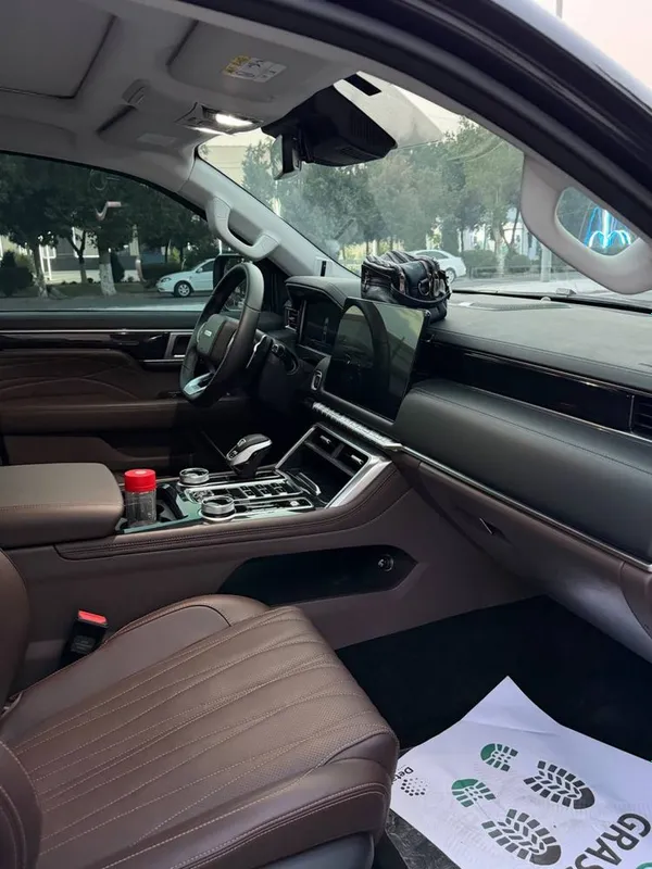 Foton tunland V9 2025 yil tozza 3 ming yurgan disel mator 5